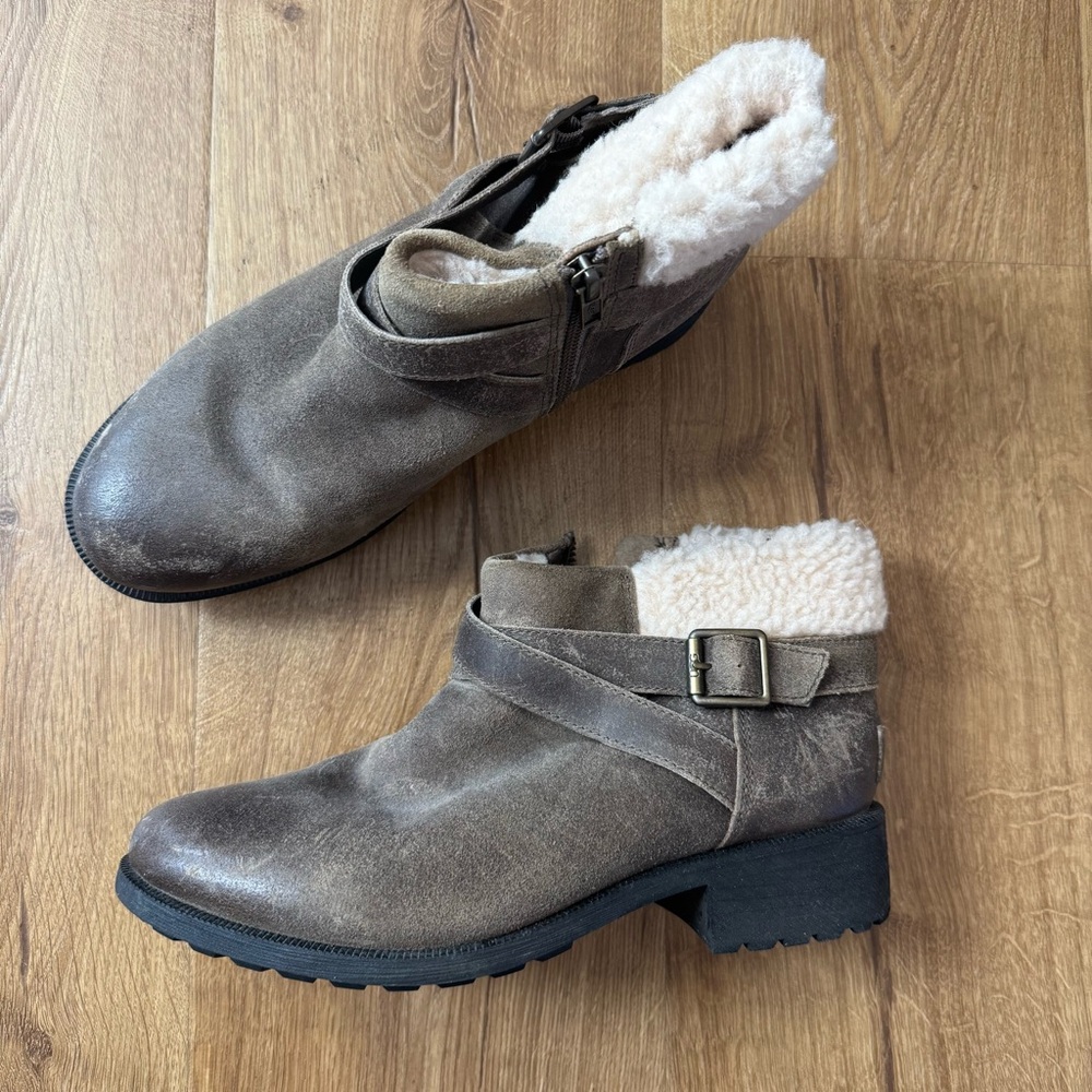 UGG Benson waterproof boot with Sherpa lining